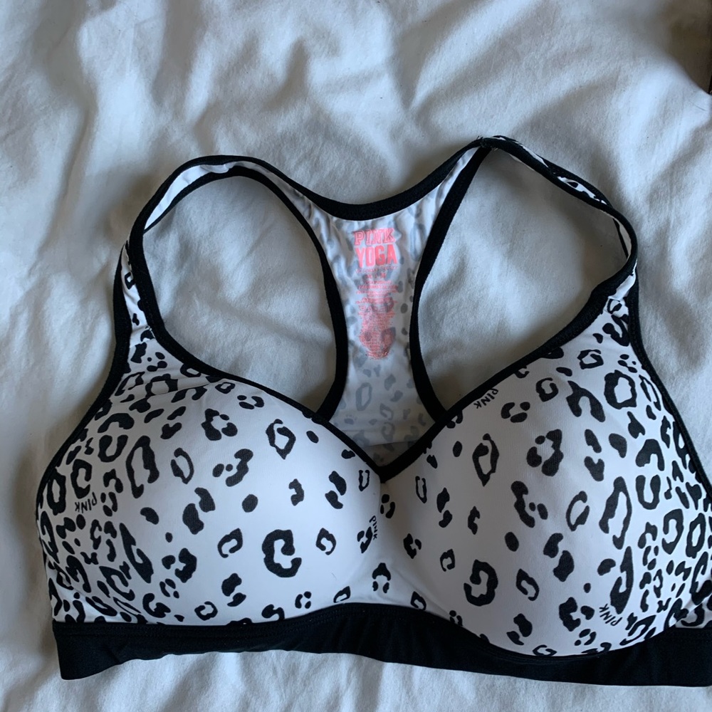 Pink by Victoria’s Secret sports bra